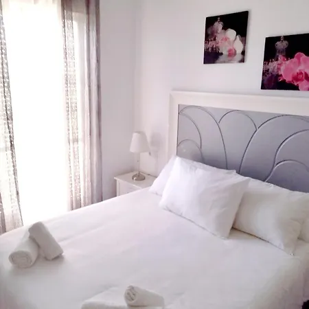 Casa Blanca Homestay *