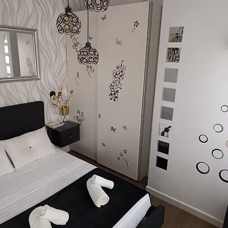 Homestay Casa Blanca *